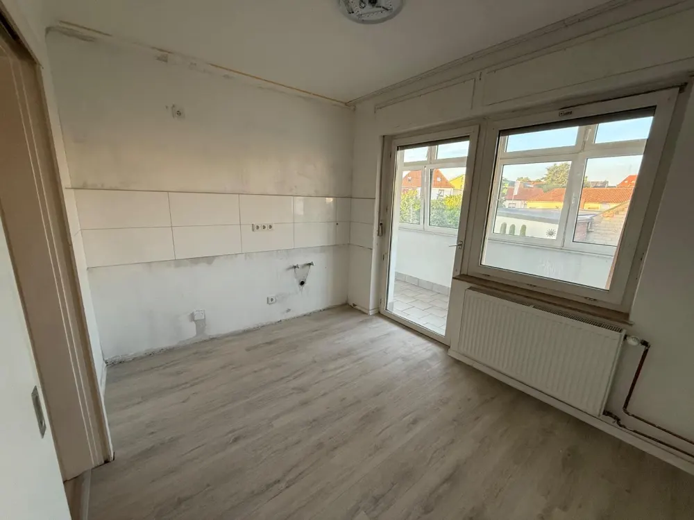 2 ZKB Wohnung (75 m²) mit Wintergarten in Saarlouis - Fraulautern