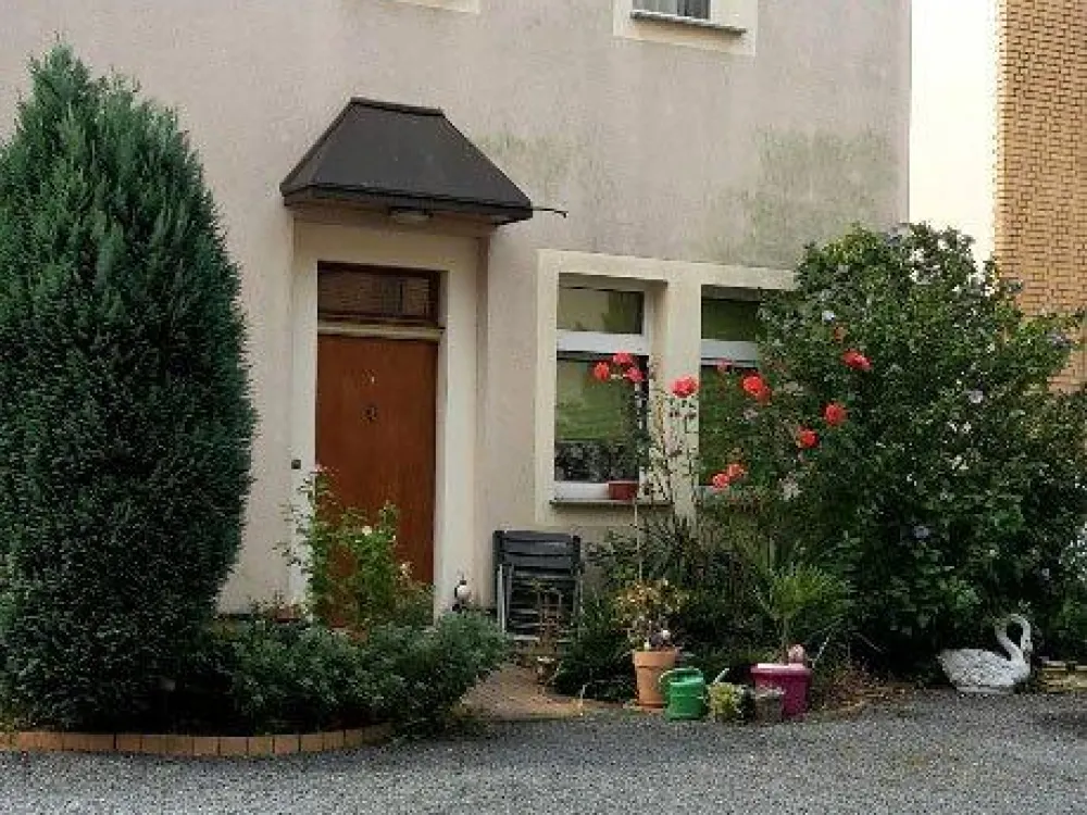 Schöne 2R.W. Heidenau bei Dresden ca50m² 270€ KM. Z.z. NK
