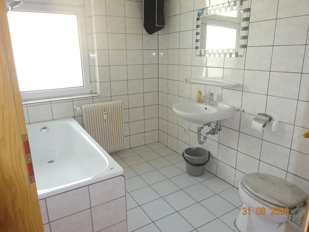 Schöne 2R.W. Heidenau bei Dresden ca50m² 270€ KM. Z.z. NK