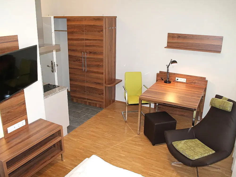 Wunderschönes möbliertes Apartment in S-Bahn-Nähe
