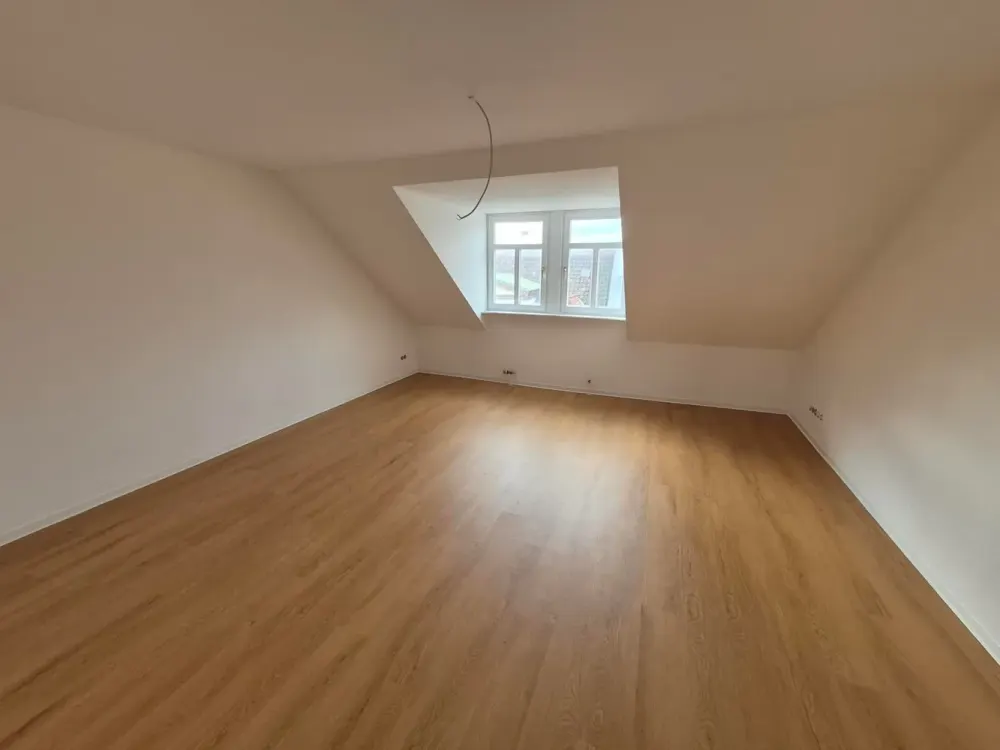 Frisch sanierte Wohnung sucht Nachmieter!