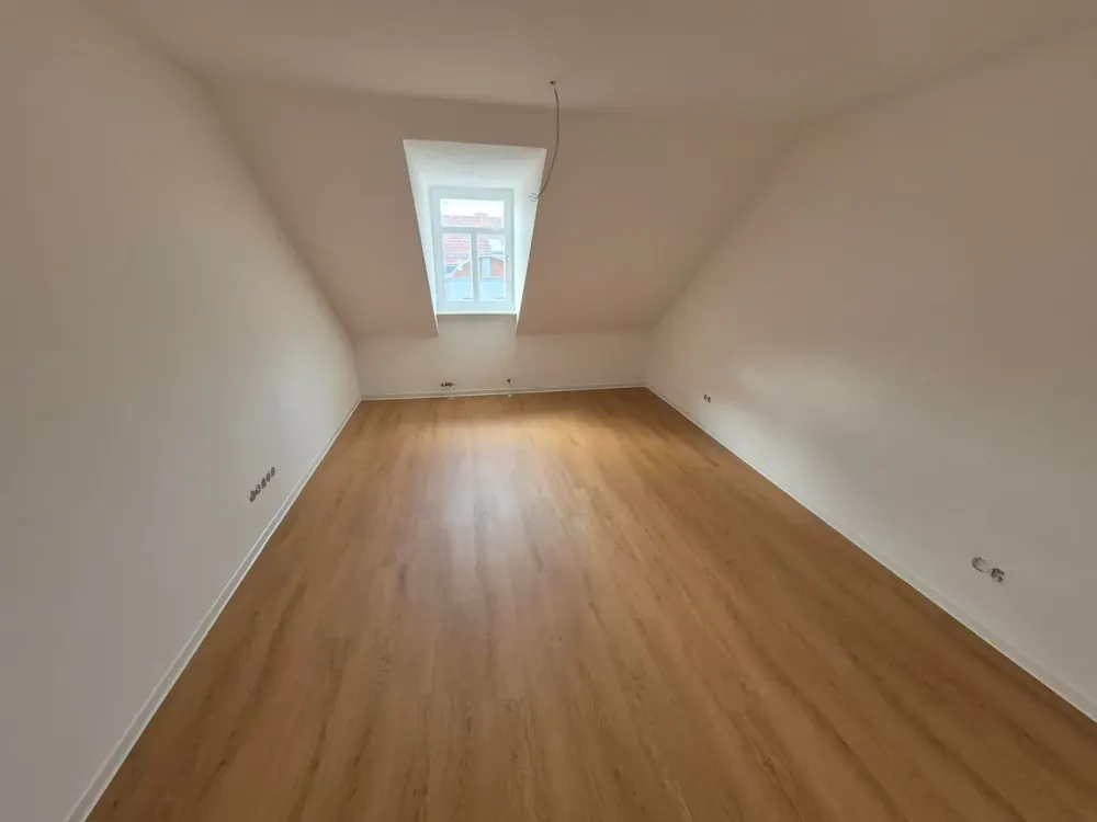 Frisch sanierte Wohnung sucht Nachmieter!