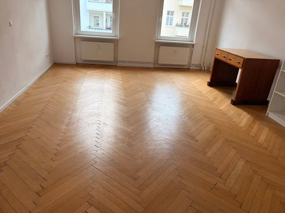 EXCHANGE: Offering 2 Rooms in Moabit for a Smaller Apartment in Berlin