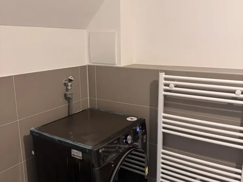 Helle 2-Zimmer-Wohnung mit Terrasse in München-Obermenzing- Nachmieter gesucht ab 01.11.2026
