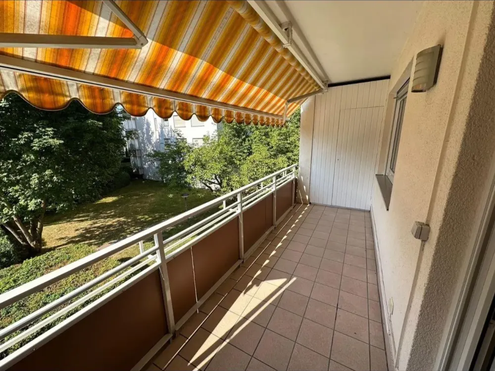 Gepflegte 2-Zi-Wohnung mit Balkon in ruhiger Lage