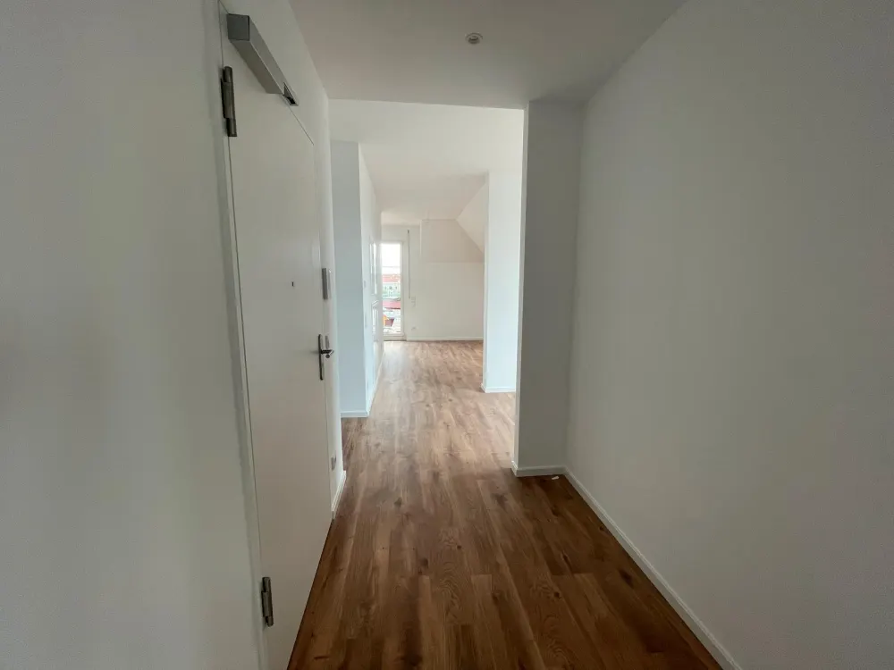 Erstbezug: Moderne 2-Zimmer-Neubauwohnung mit Dachbalkon