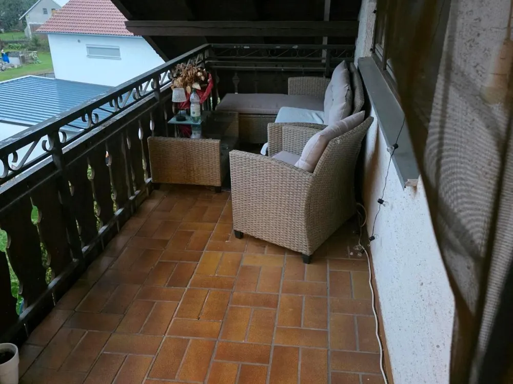 4 ZKB Dachgeschosswohnung ab 01.12. o. später in Unteropfingen