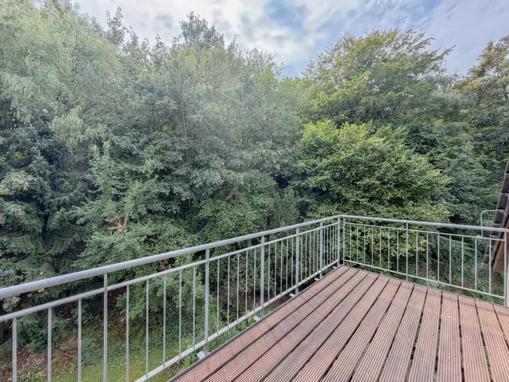 Charmante Dachgeschosswohnung mit Balkon und Blick ins Grüne in Bochum-Hofstede