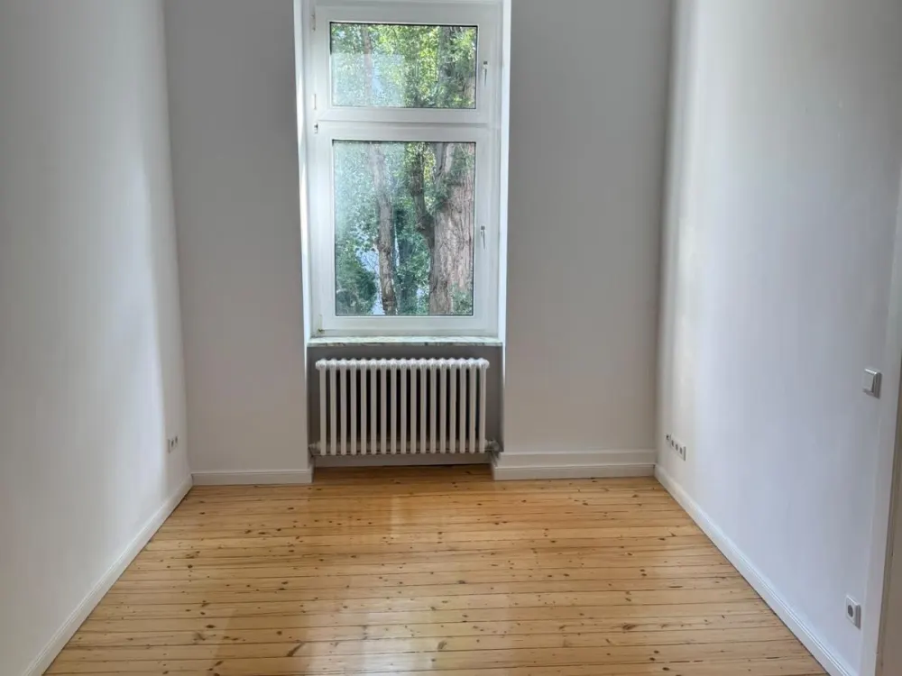 Biete hier eine schöne 2 Zimmerwohnung in Moabit,als Untermiete