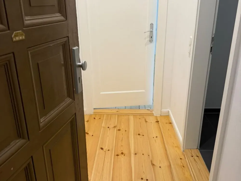 Biete hier eine schöne 2 Zimmerwohnung in Moabit,als Untermiete