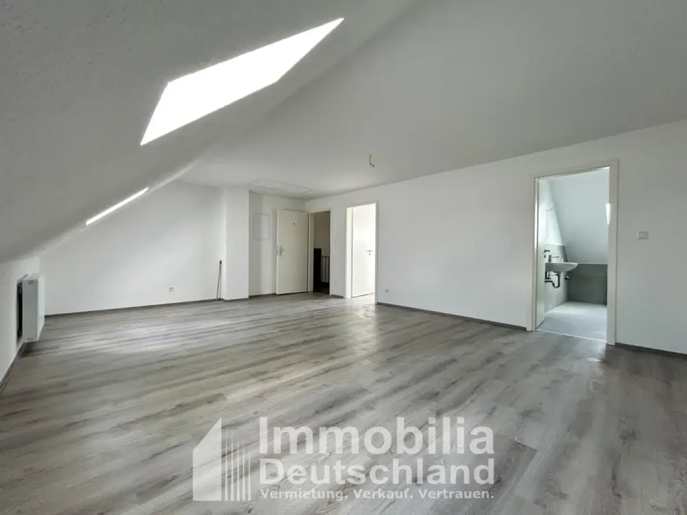 Erstbezug: Modernes Singleappartement im neu ausgebauten Dachgeschoss