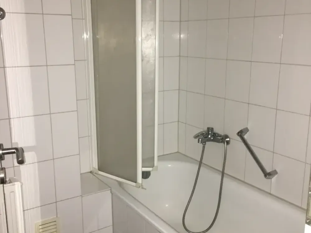 Schöne 2-Zimmer-Dachgeschosswohnung in Krefeld in zentraler Lage!