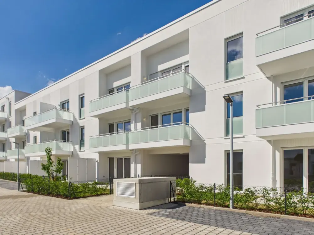 Große 2-Zimmer-Gartenwohnung mit abgetrenntem Ankleidebereich *ERSTBEZUG*