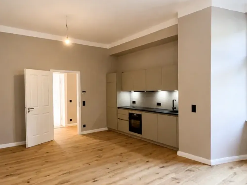 Stilvolle 2 Zimmerwohnung mit Einbauküche und Balkon