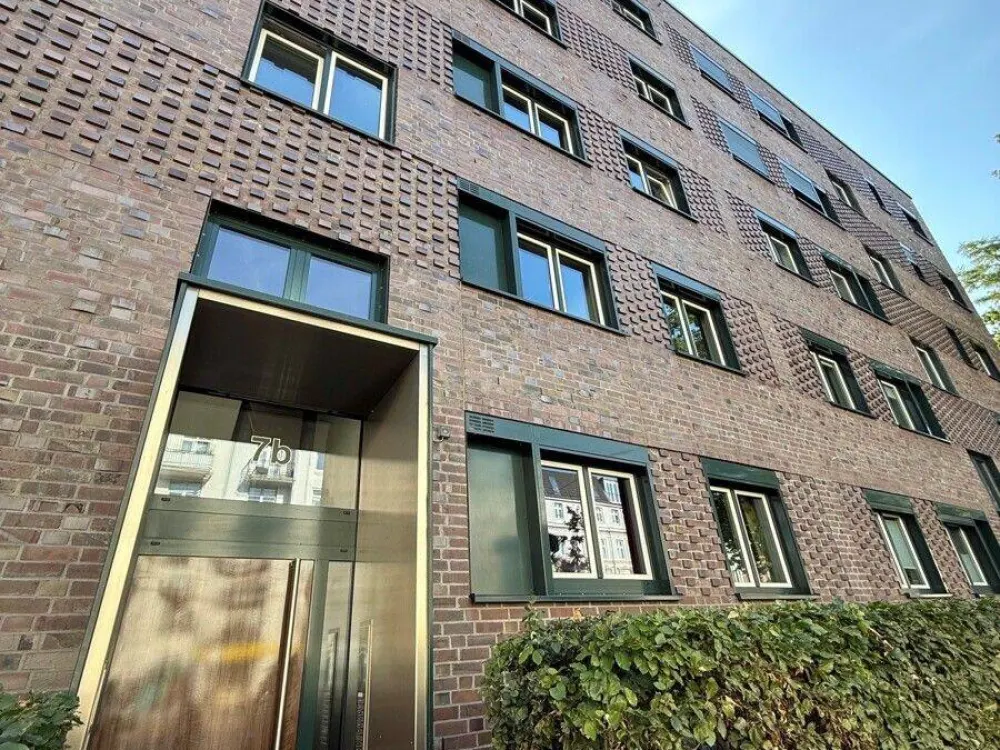 Hochwertig ausgestattete 4-Zimmerwohnung im Winterhuder Weg zu vermieten!