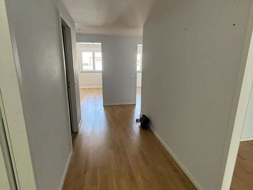 Hochwertig ausgestattete 4-Zimmerwohnung im Winterhuder Weg zu vermieten!