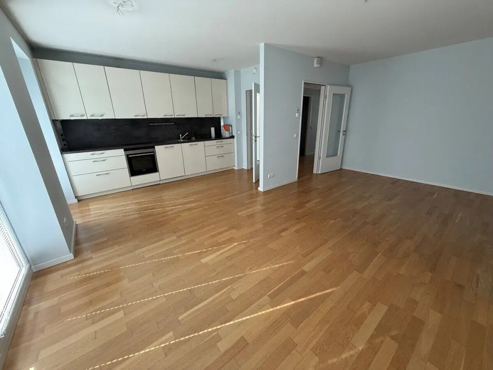 Hochwertig ausgestattete 4-Zimmerwohnung im Winterhuder Weg zu vermieten!