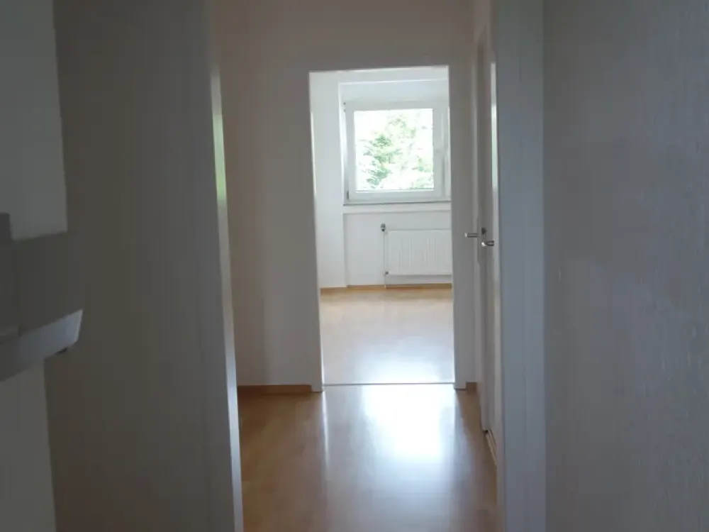Beautiful 3-Room Apartment with Balcony in Leverkusen-Opladen in a Preferred, Quiet Residential Area