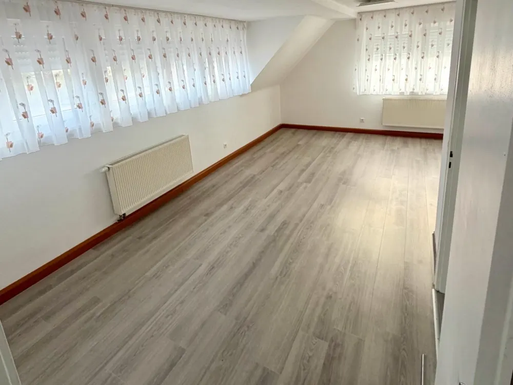 3-Zimmer Wohnung in Böblingen Stadtmitte 80qm mit EBK & Saniert
