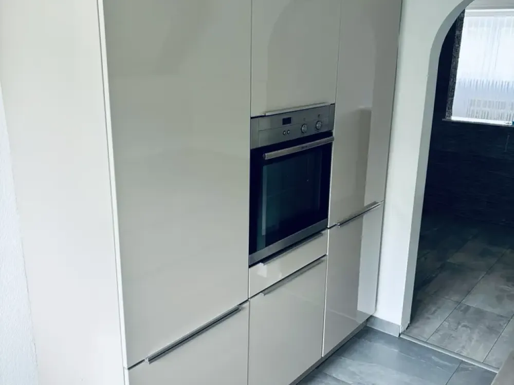 Klimatisierte 3-Zimmer-Wohnung in Leverkusen-Rheindorf mit Einbauküche