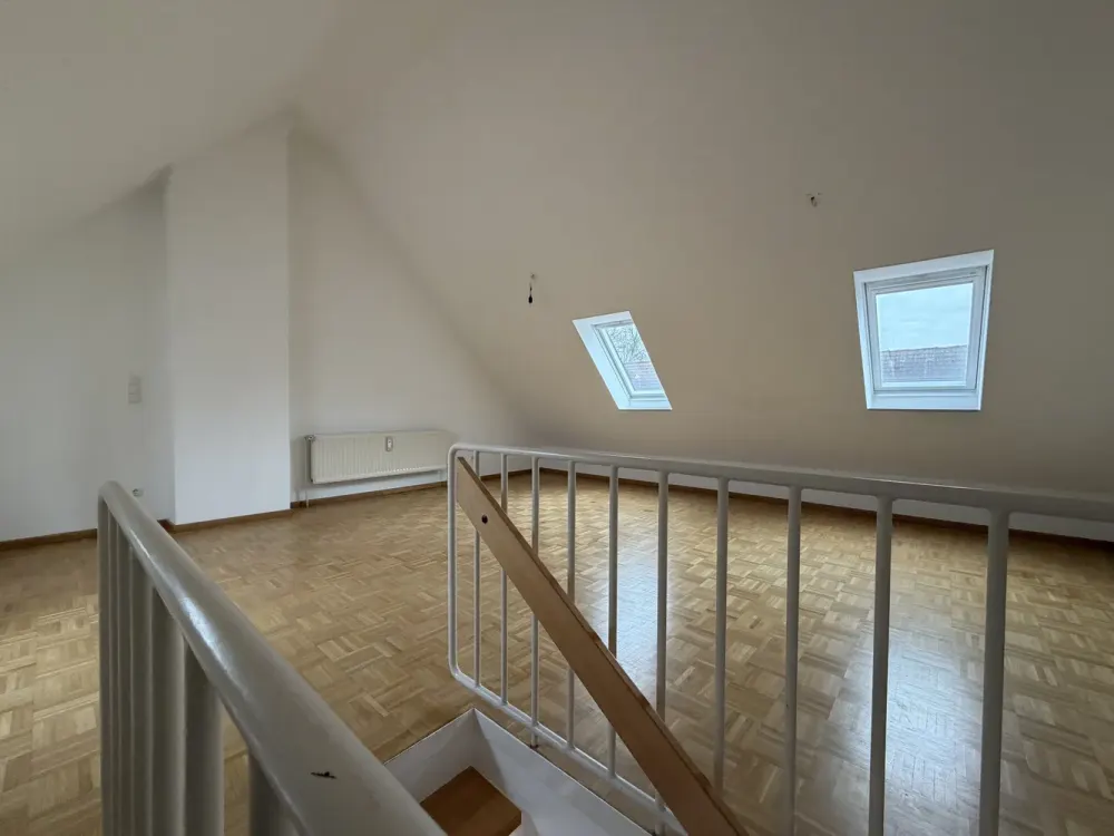 Großzügige 2-Zimmer-Wohnung mit Galerie!