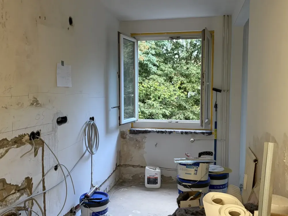2-Zimmer Erstbezug nahe Fischmarkt und S-Bahn, ruhig, Balkon, inkl. Stellplatz und EBK