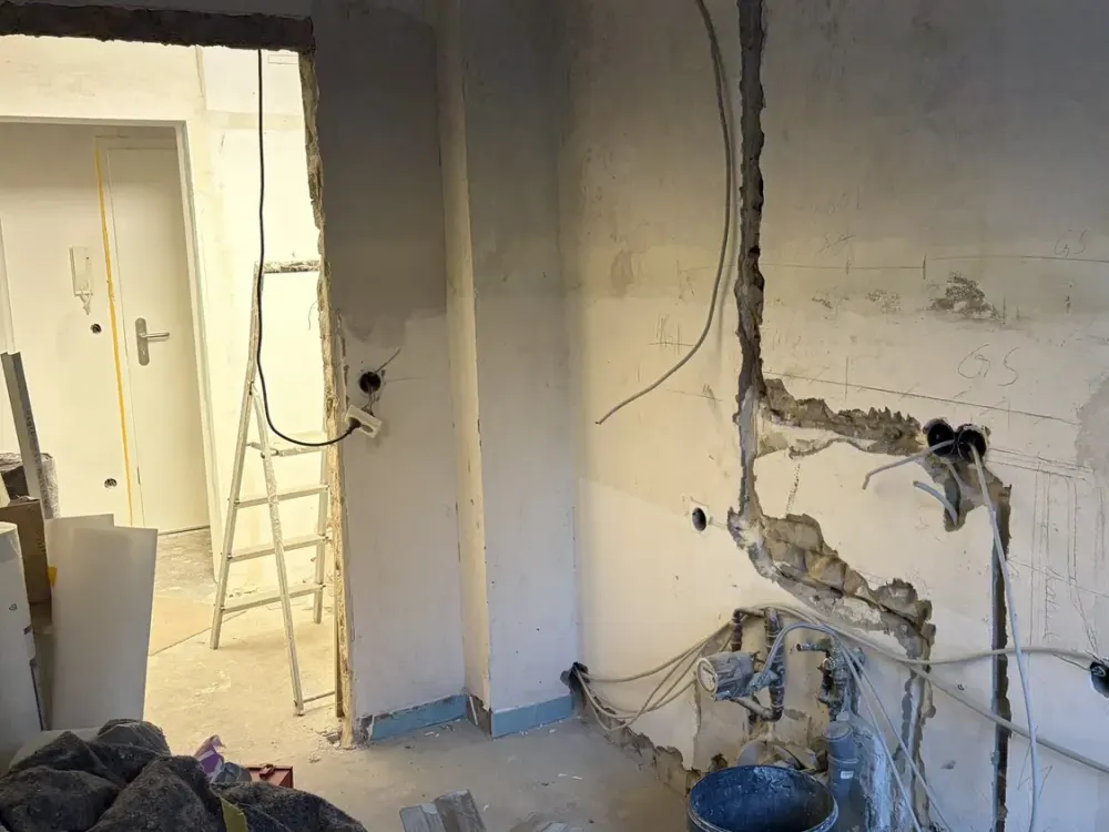 2-Zimmer Erstbezug nahe Fischmarkt und S-Bahn, ruhig, Balkon, inkl. Stellplatz und EBK