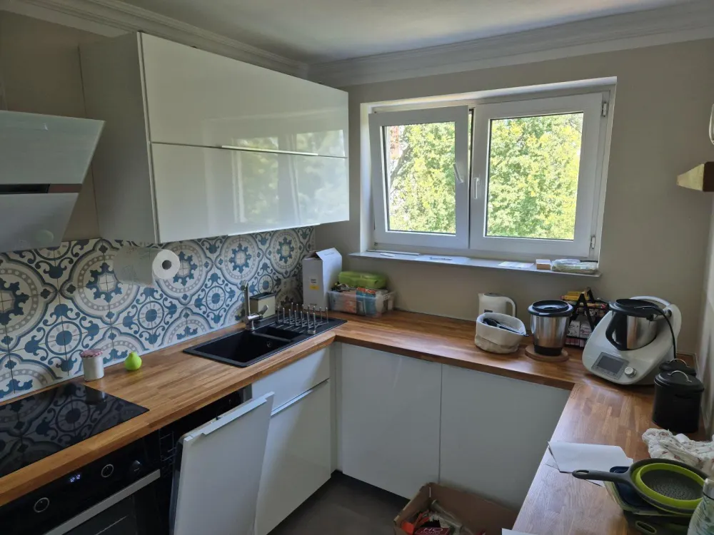 Moderne 3,5-Zimmer-Wohnung mit Balkon & EBK in F-Nordweststadt