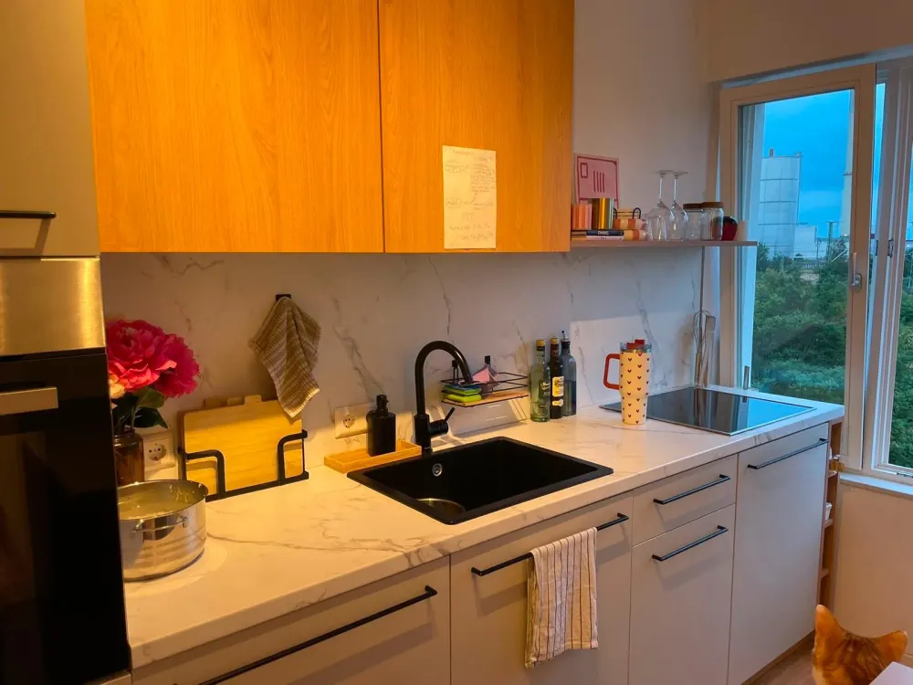 Modernes WG Zimmer (2er) frei geworden!