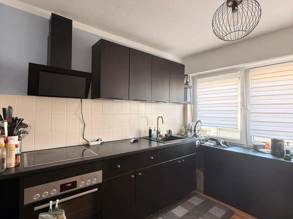 2-Zimmer-Wohnung, 74 m² mit Balkon im 2. OG, Nachmieter gesucht