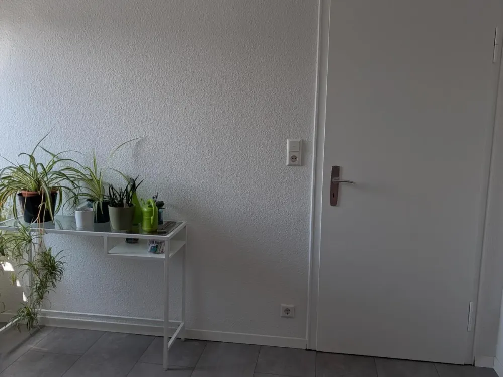 Top 2 Zimmer DG Wohnung Stuttgart Vaihingen EBK&Garten