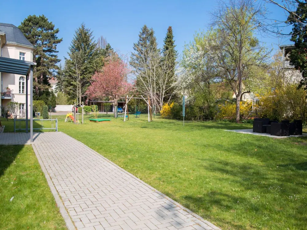 Mietwohnung, Dresden Striesen, 3-Raum Whg. ab 101 m²
