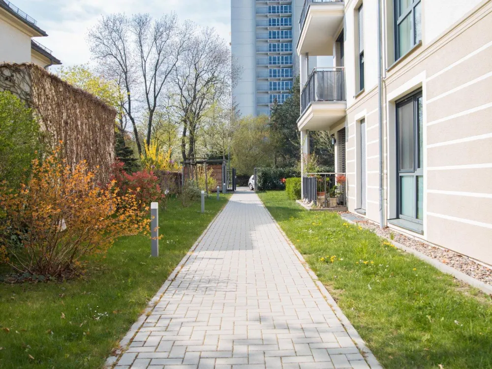 Mietwohnung, Dresden Striesen, 3-Raum Whg. ab 101 m²