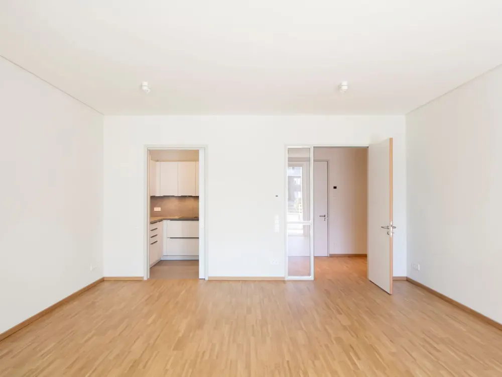 Komfortable 2-Zimmer-Wohnung im 1. OG mit Loggia und Blick ins Grüne