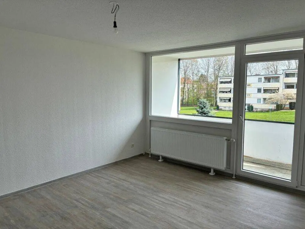 Frisch renovierte 3,5 Zimmer über den Dächern von Eving