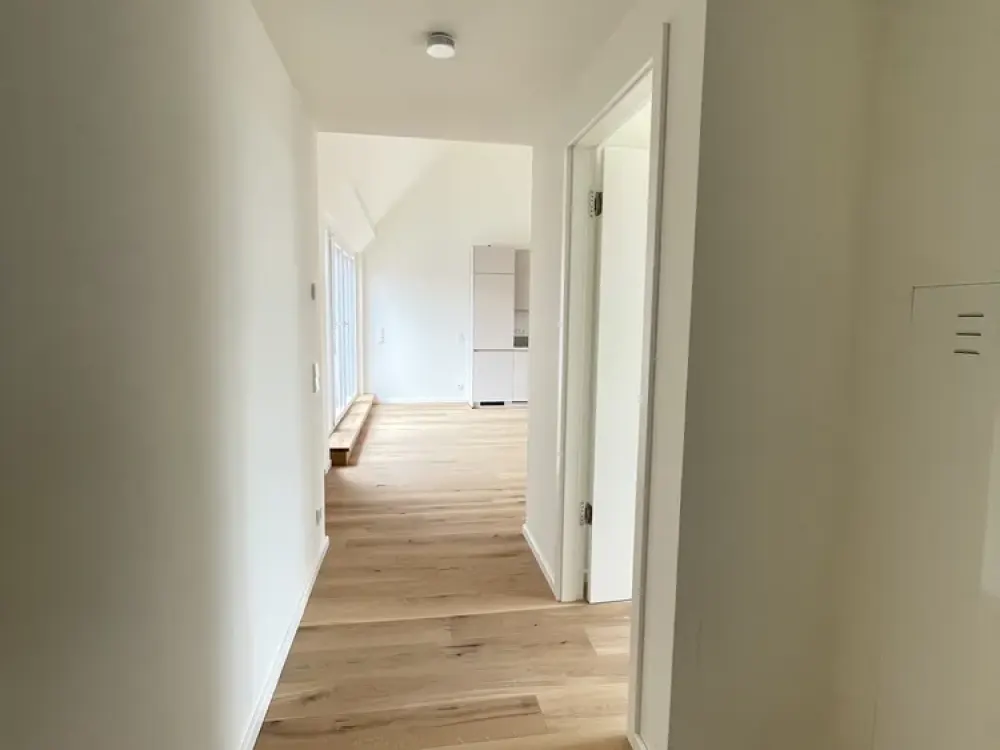 Dreizimmerwohnung mit Fußbodenheizung und Dachterrasse