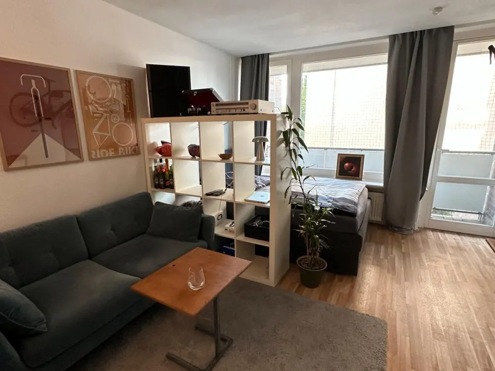 1 Raum Wohnung Untermiete. Rostock. Januar feb. März