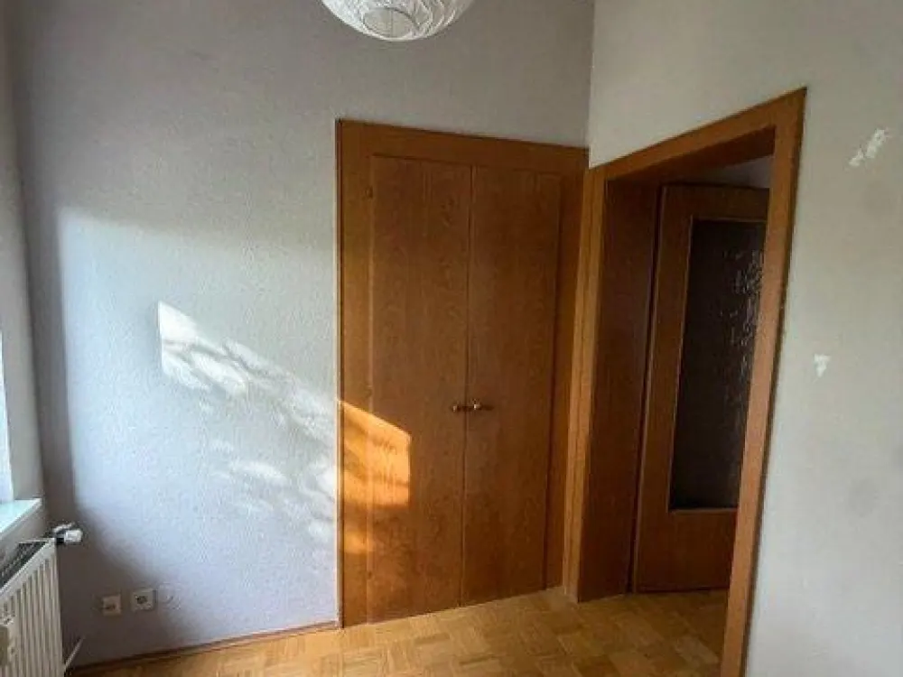 3,5 Zimmer Dachgeschoss Wohnung in Duisburg Rahm