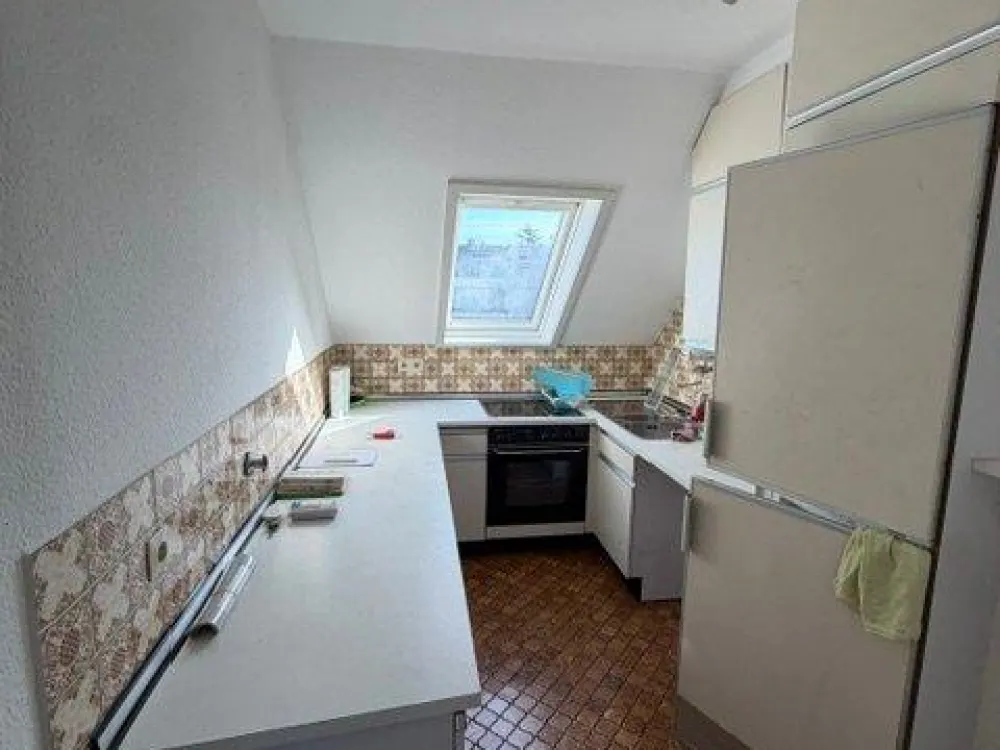 3,5 Zimmer Dachgeschoss Wohnung in Duisburg Rahm