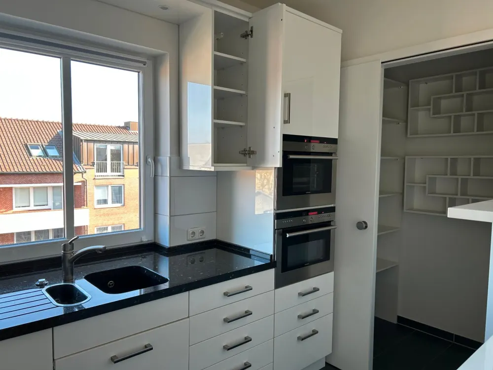 Große Penthouse-Wohnung im Herzen Ahrensburgs