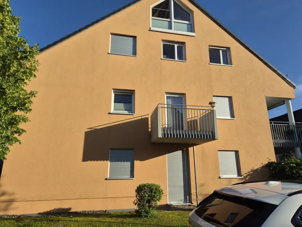 Top-gepflegte 3-Zimmer-Erdgeschosswohnung mit Terrasse in München-Lochhausen