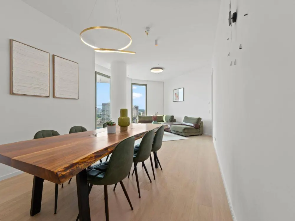 Luxuriöse 3-Zimmer-Wohnung im FOUR Frankfurt - Design, Service und höchste Lebensqualität