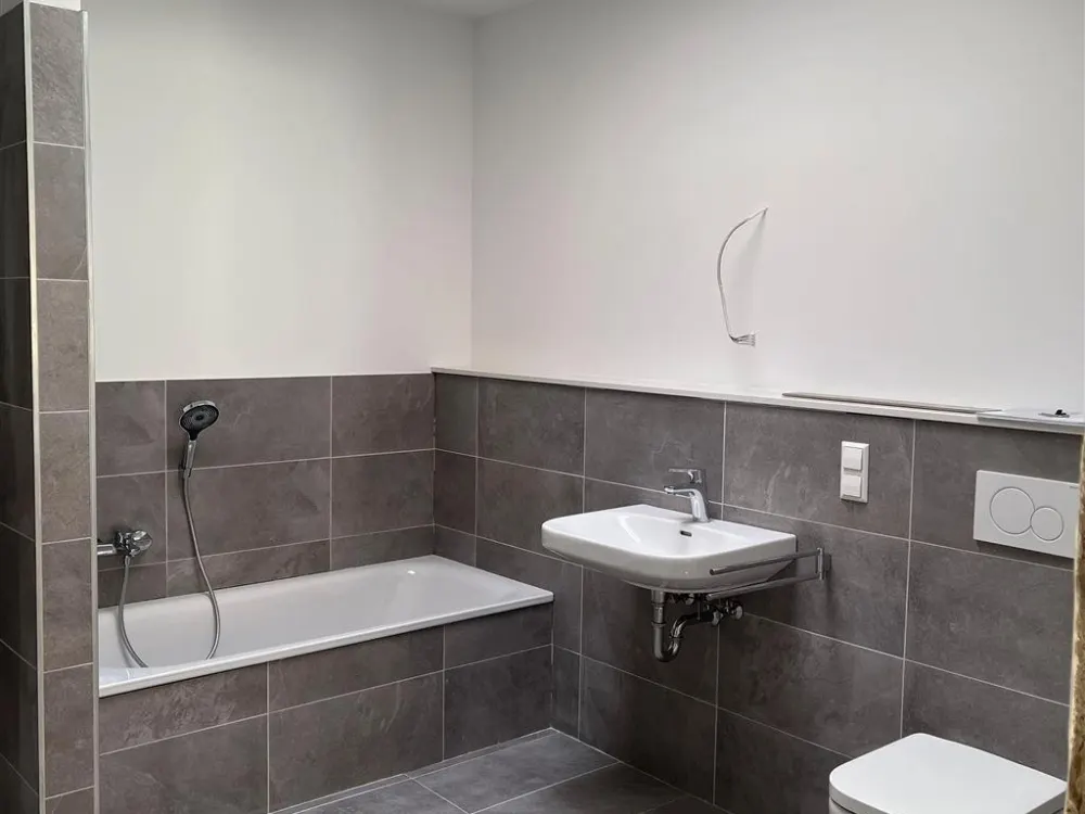 Moderne 2-Zimmer-Wohnung mit Badewanne in der Lüner Innenstadt