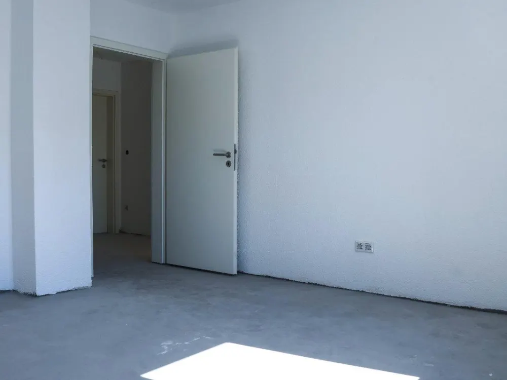 Hochwertige 3‑Zimmer‑Wohnung mit 50qm Dachterrasse