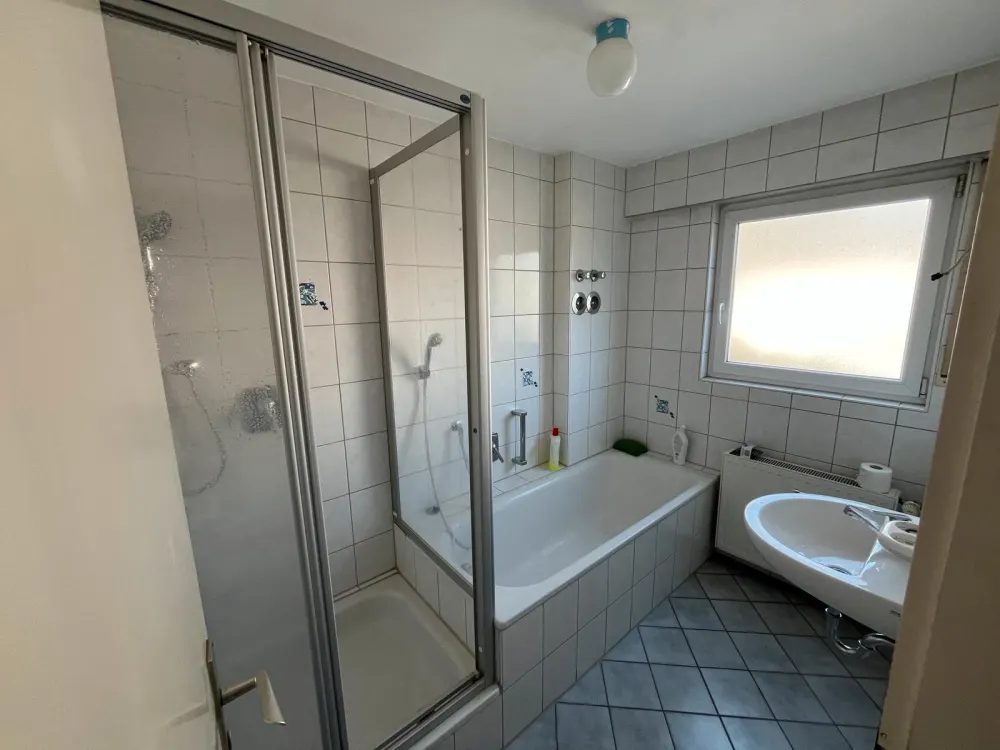 Bright 3.5-Room Ground Floor Apartment LIMITED 89 sqm Terrace Built-in Kitchen