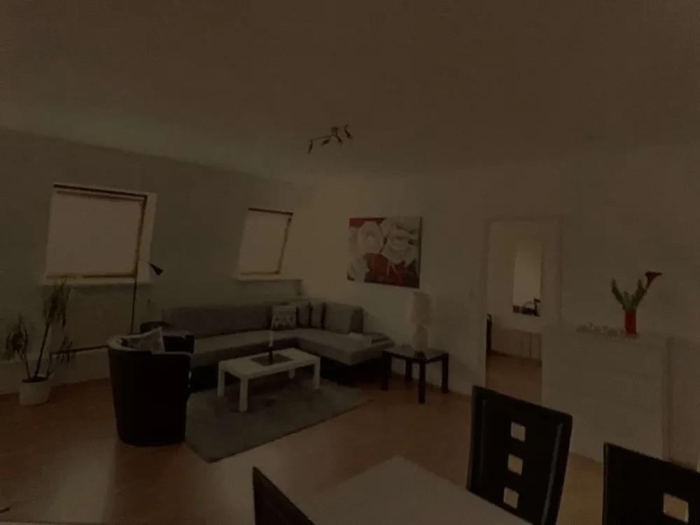 Schöne helle 2-Zimmer DG-Wohnung mit offener Küche am Bramfelder Dorfplatz in Hamburg