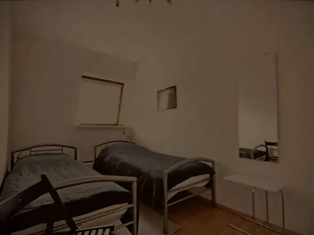 Schöne helle 2-Zimmer DG-Wohnung mit offener Küche am Bramfelder Dorfplatz in Hamburg