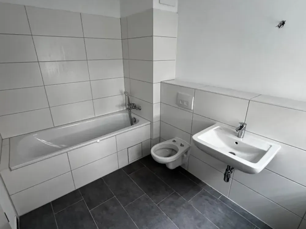 Sofort einziehen: Charmante 4-Zimmer-Wohnung mit Balkon