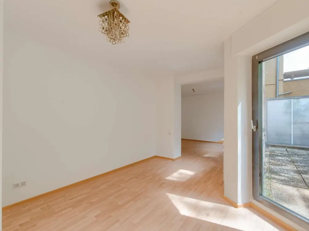 Apartment mit großem Balkon!