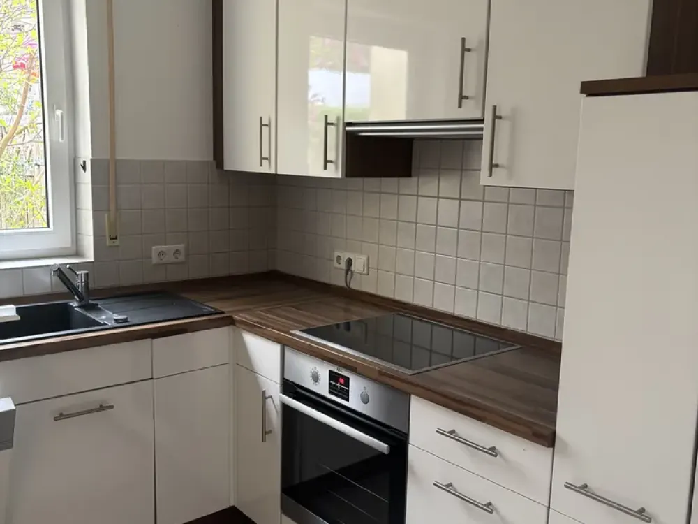 3-Zimmer-Wohnung im Erdgeschoss mit Terrasse, Garten & Tiefgarage in Rheinzabern